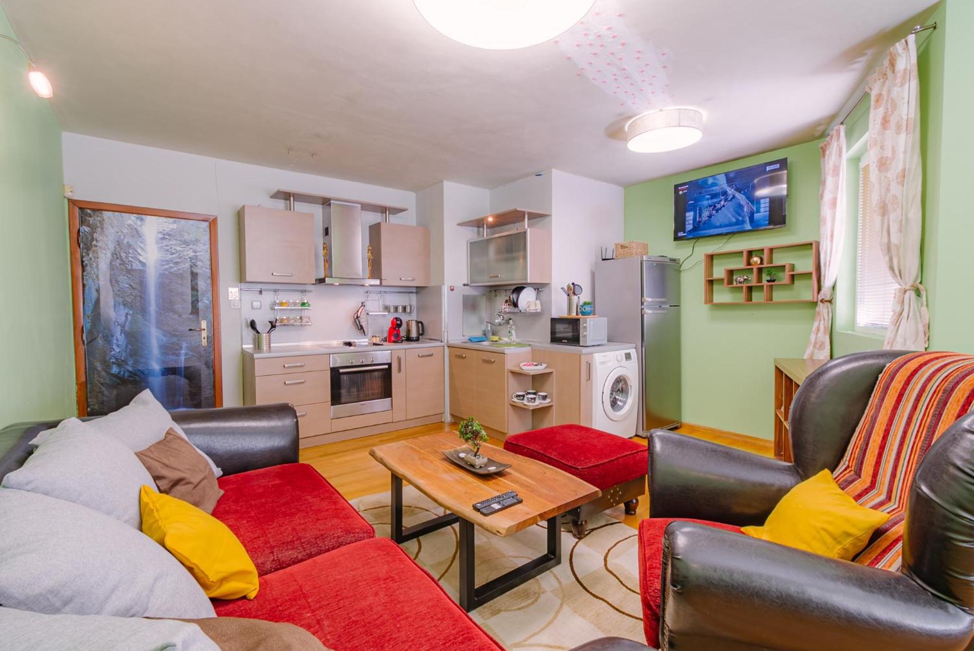 Top Center Spacious Apartment With Ac And Free Underground Parking ソフィア エクステリア 写真